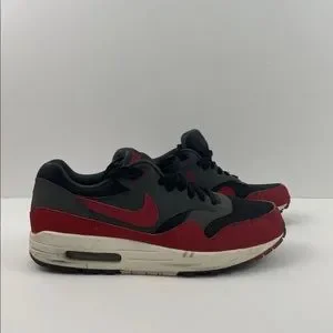 Nike Shoes Nike Air Max Essential Gym Red Anthracite Sneakers